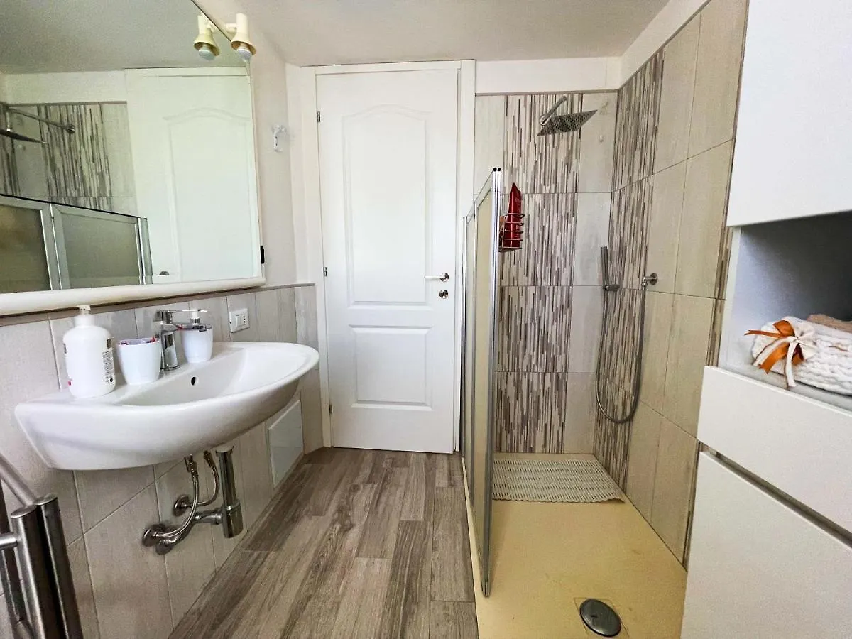 Big Apartment With Free Parking Florencia