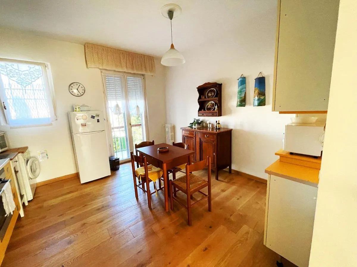 Big Apartment With Free Parking Florencia
