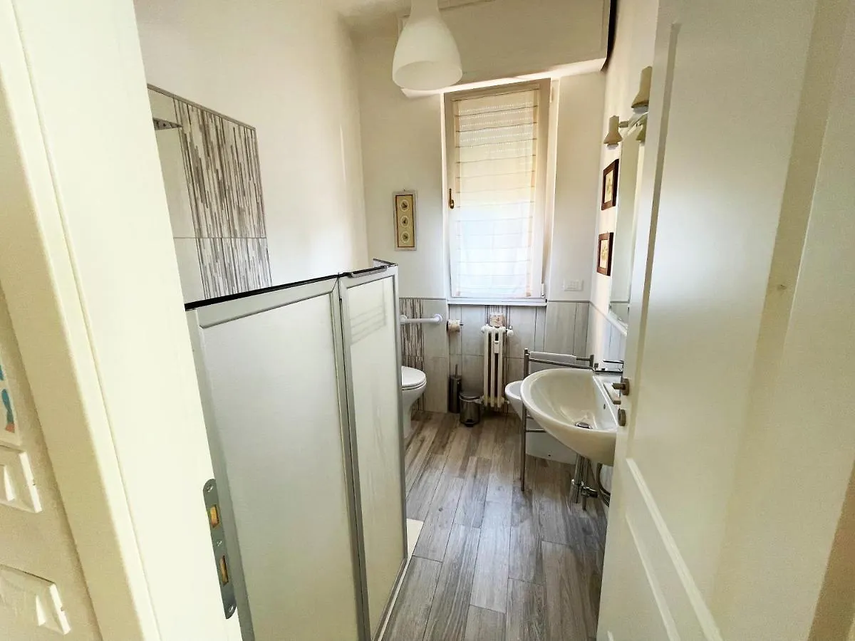 Big Apartment With Free Parking Florencia